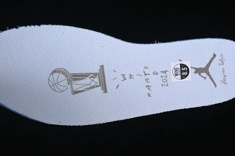 All categories Air Jordan Jordan series basketball shoes Air Jordan 1 Low Travis Scott x Fragment Design x Air Jordan 1 Low OG SP AJ1 Joe 1 relatives and friends limited pure white low-top cultural casual sneakers TD1228-111